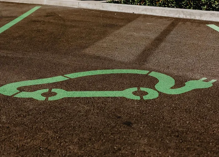 Kemp Glamping By One66