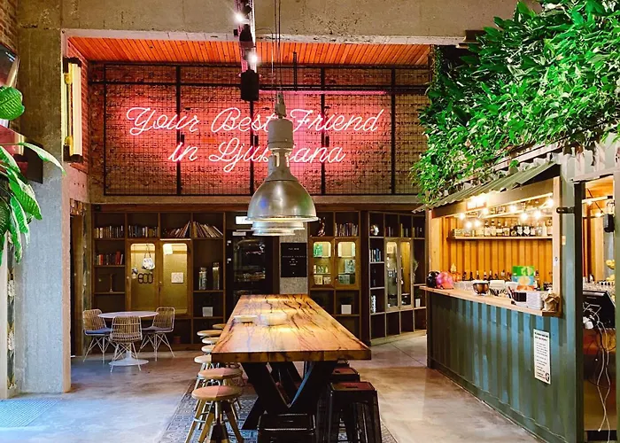 Glamping By One66 לובליאנה