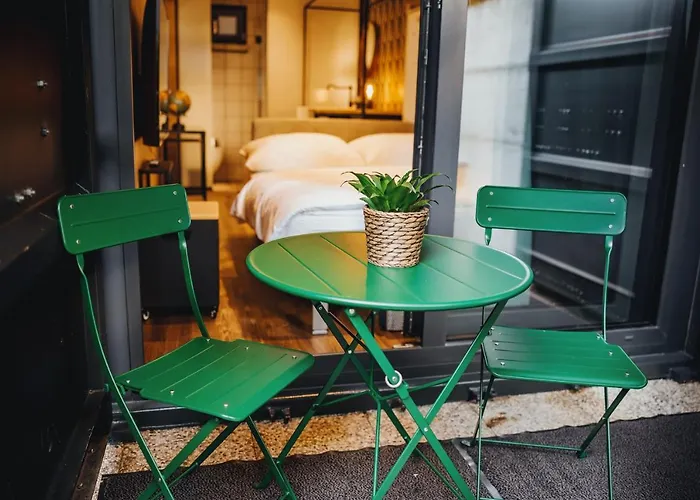 Kemping Glamping By One66 *